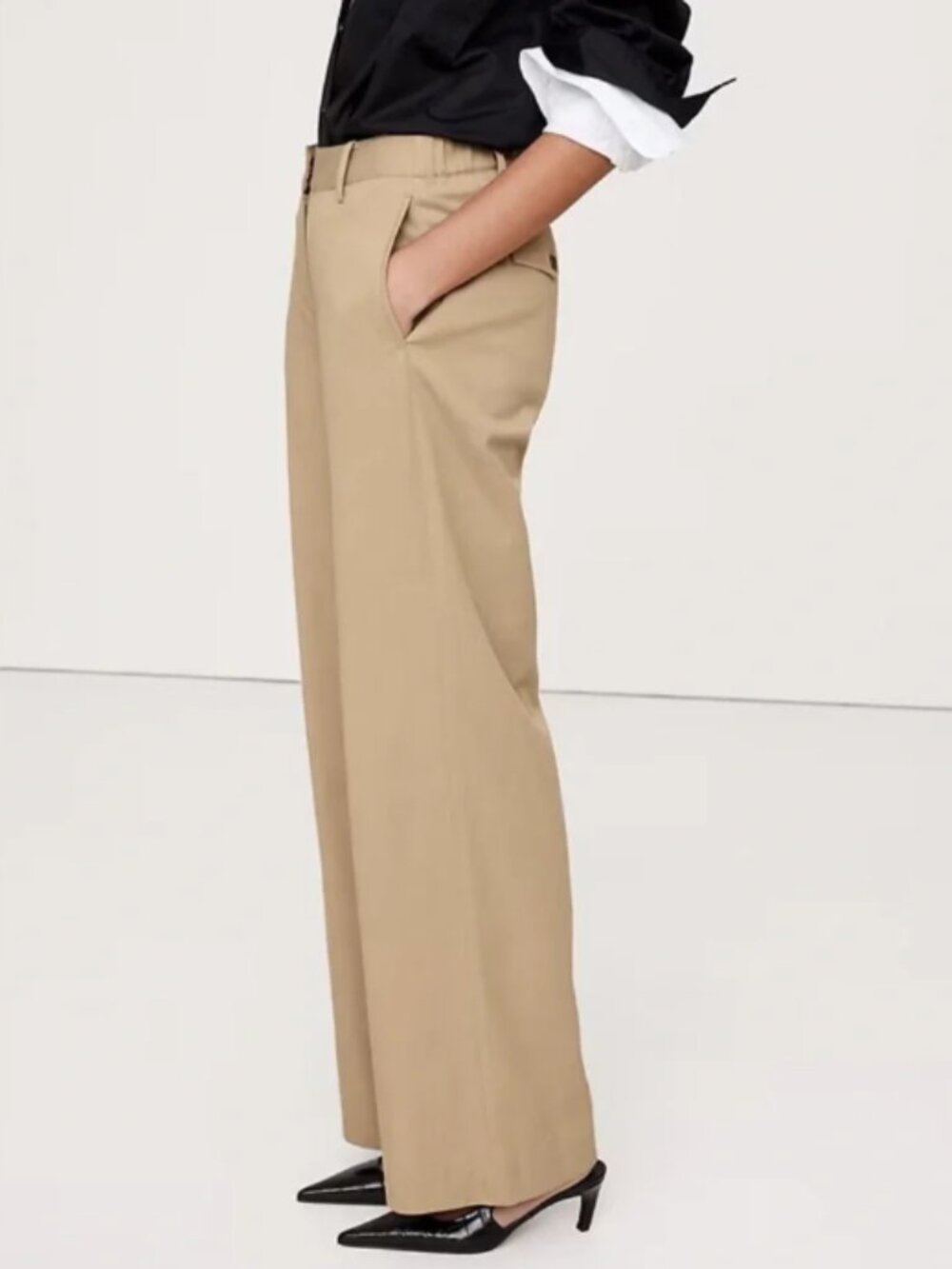 Banana Republic The Everyday Wide-Leg Pant in Tencel-Cotton